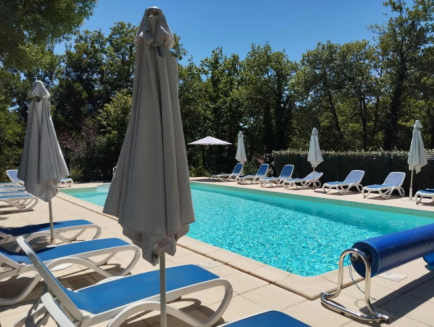 Cattleya, Evasion En Vallee De La Dordogne Lachapelle-Auzac 0*,